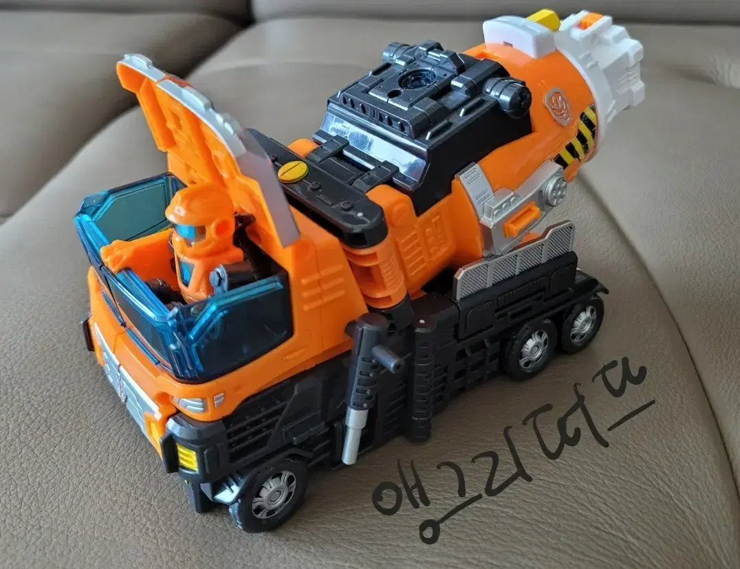 thumbnail-1